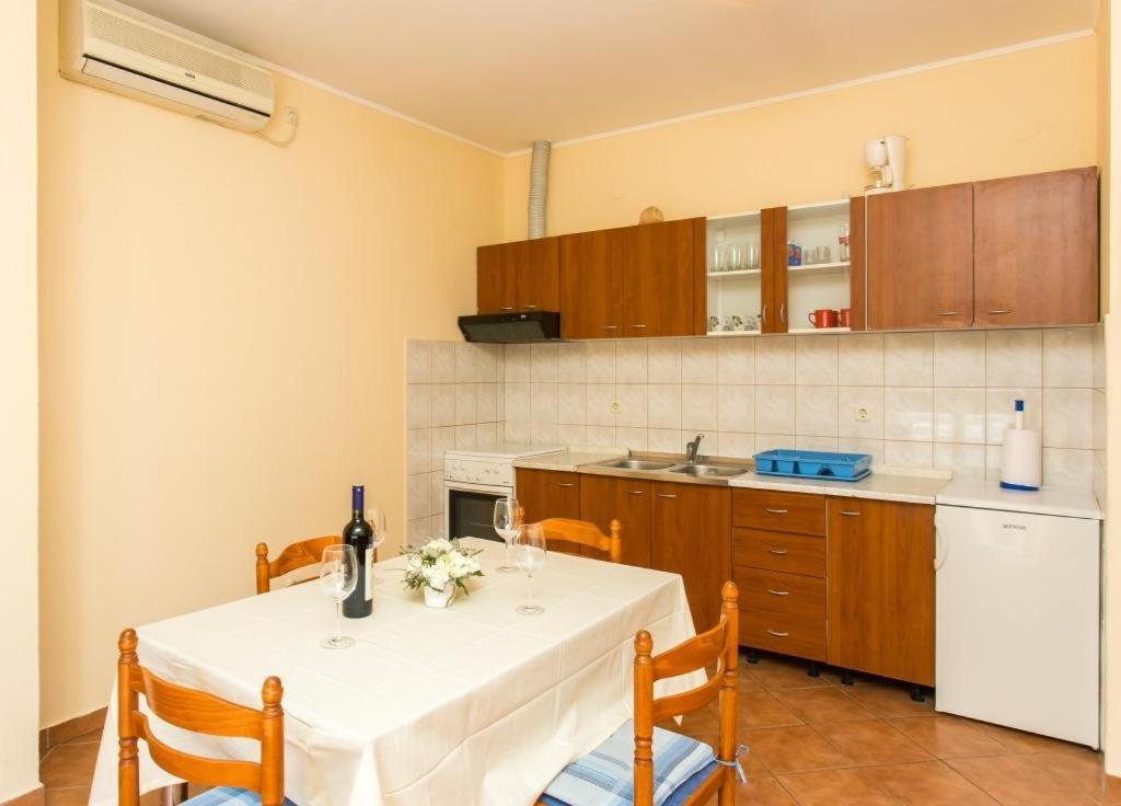 Apartment & Room Braica ดูบรอฟนิก ภายนอก รูปภาพ